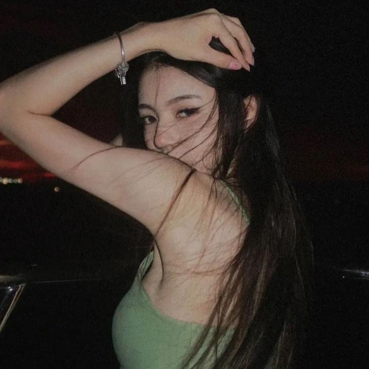 不脱袜的人